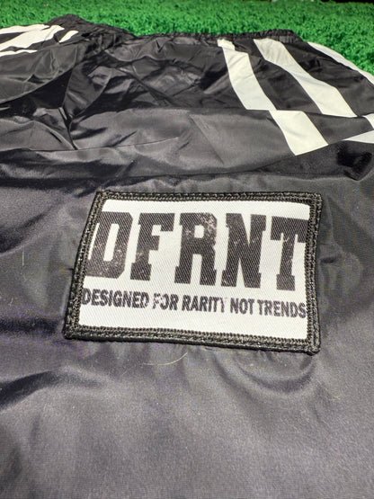 DESIGNED FOR RARITY SWISHY SHORTS BLACK